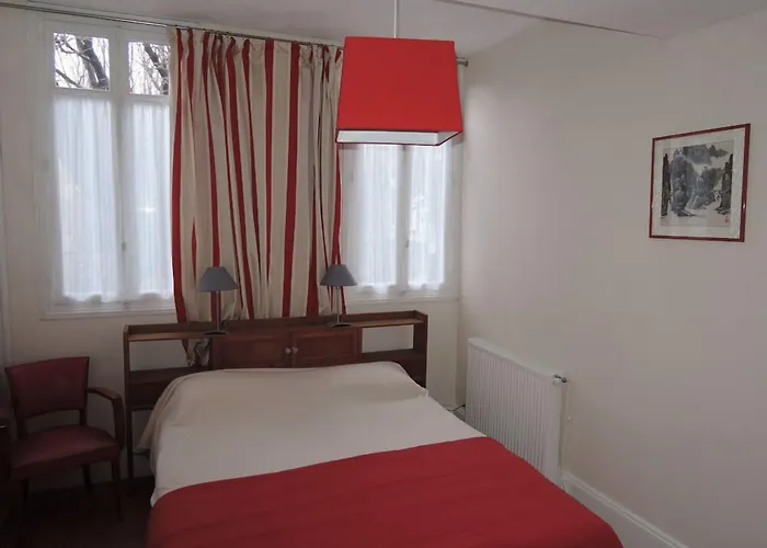 La Pause Doree מלון 2*